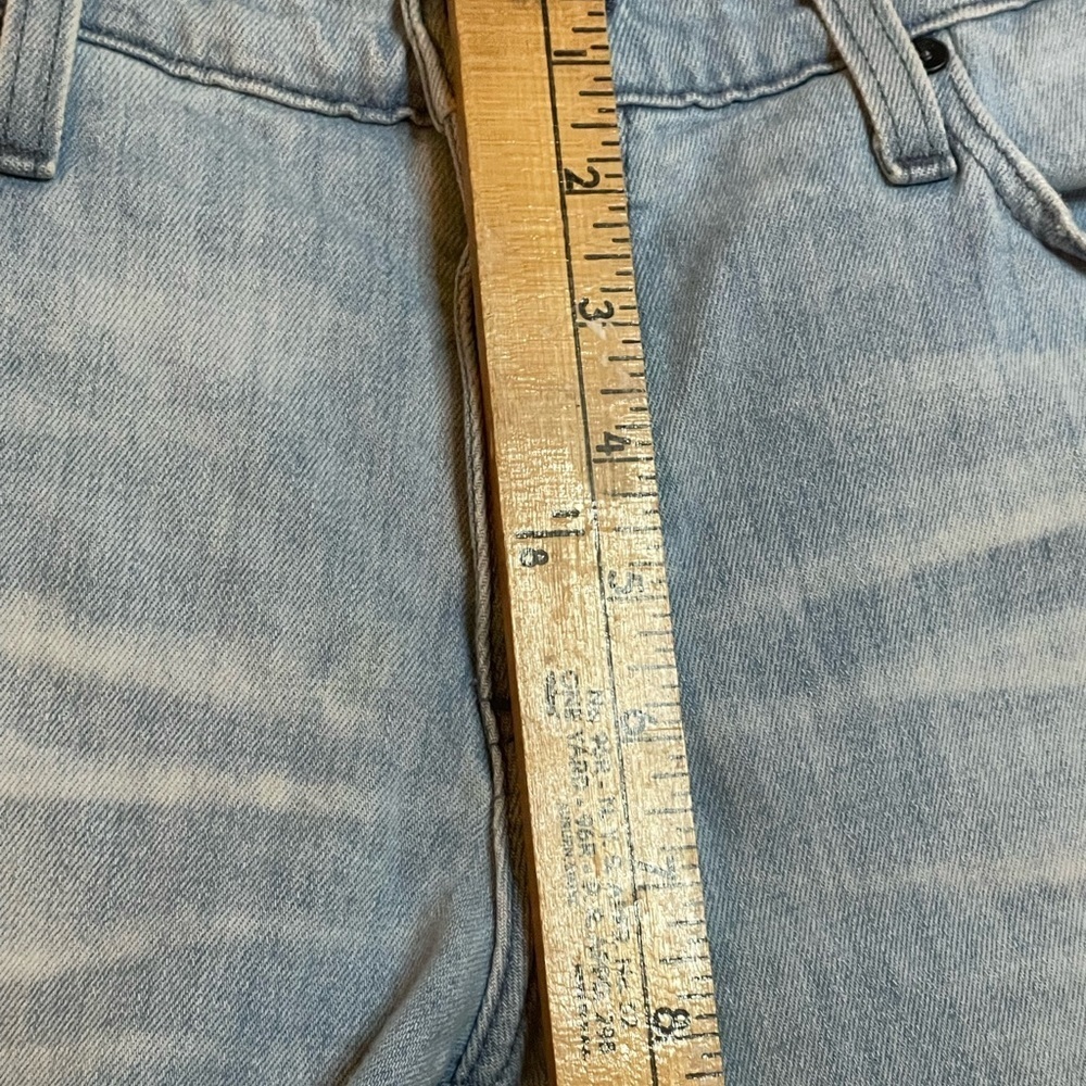 AG Denim Nikki Mid Rise Relaxed Cutoff Skinny Jean Shorts size 28 Woman’s Summer - Picture 6 of 11